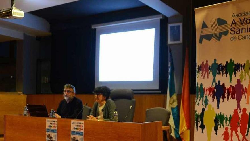 Acto de presentación de A Voz da Sanidade de Cangas. // Gonzalo Núñez