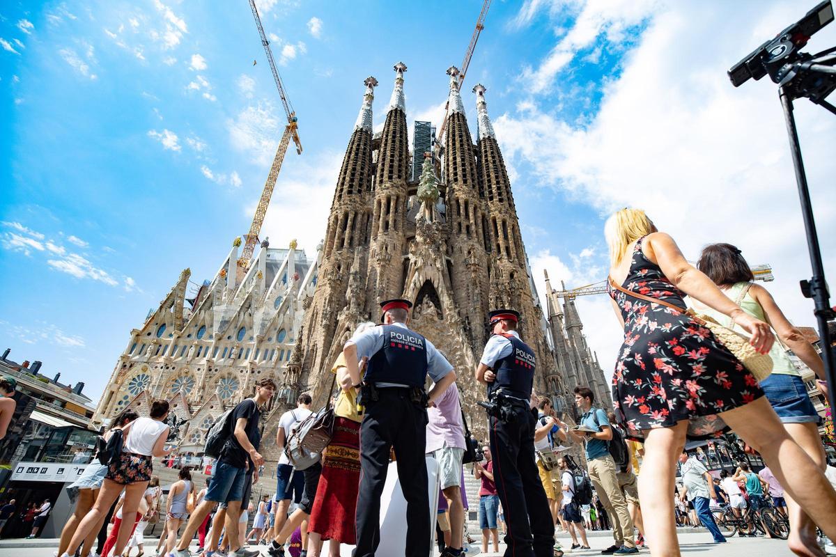 La fachada del nacimiento de la Sagrada Família, en Barcelona, en una imagen de archivo.