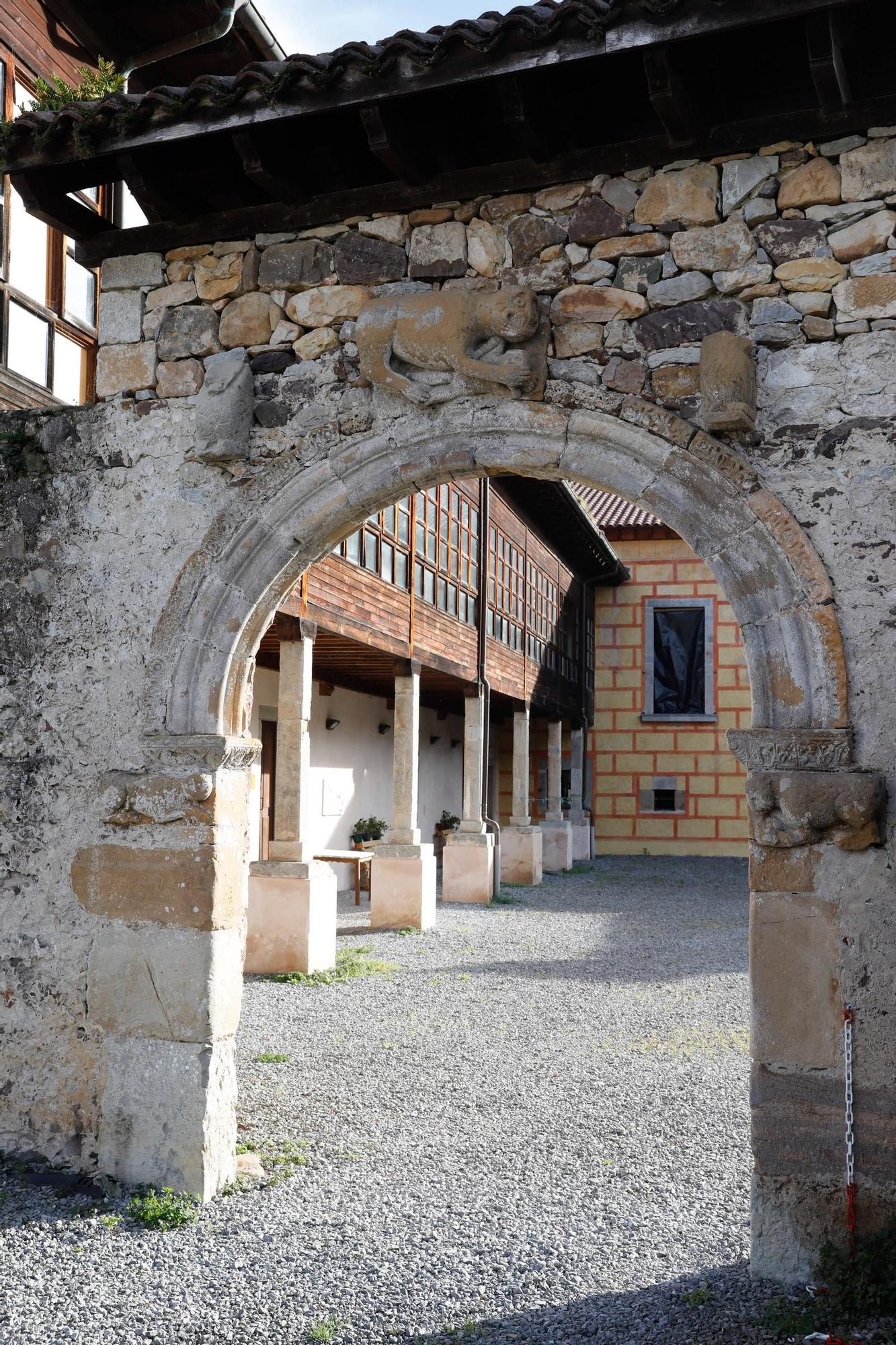 Presentación de los actos conmemorativos del milenario del monasterio de Cornellana