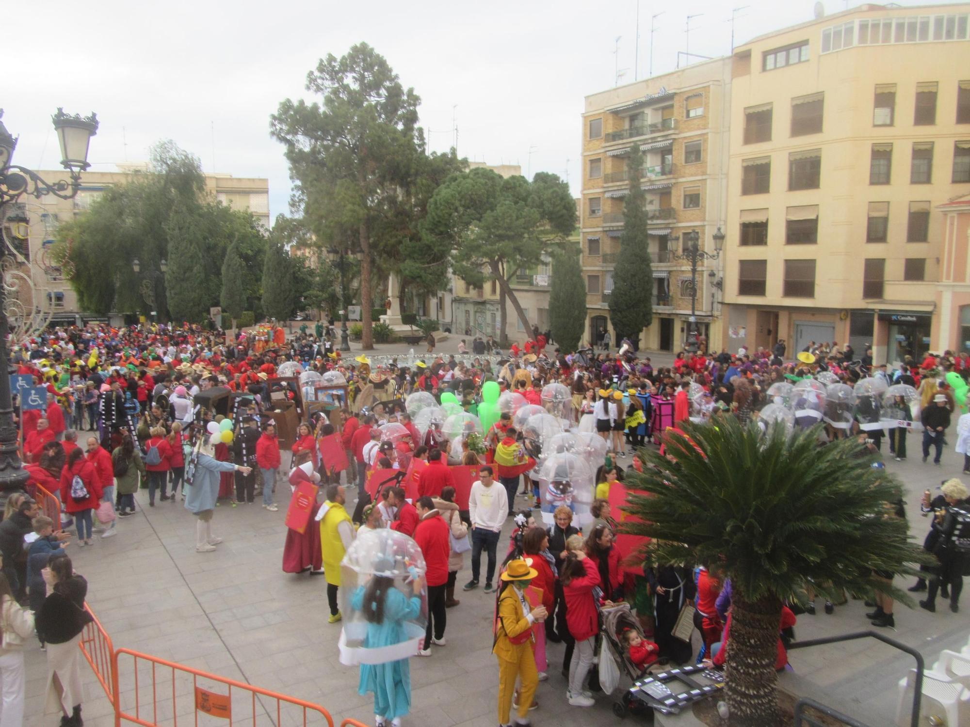 Burjassot celebra la Cabalgata del Humor de Fallas