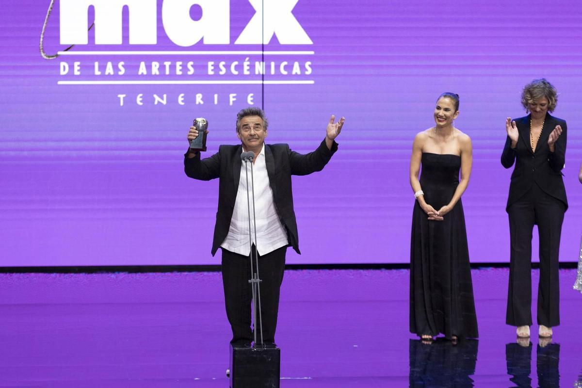Eduard Fernández recoge su premio Max a Mejor interpretación masculina en Tenerife.