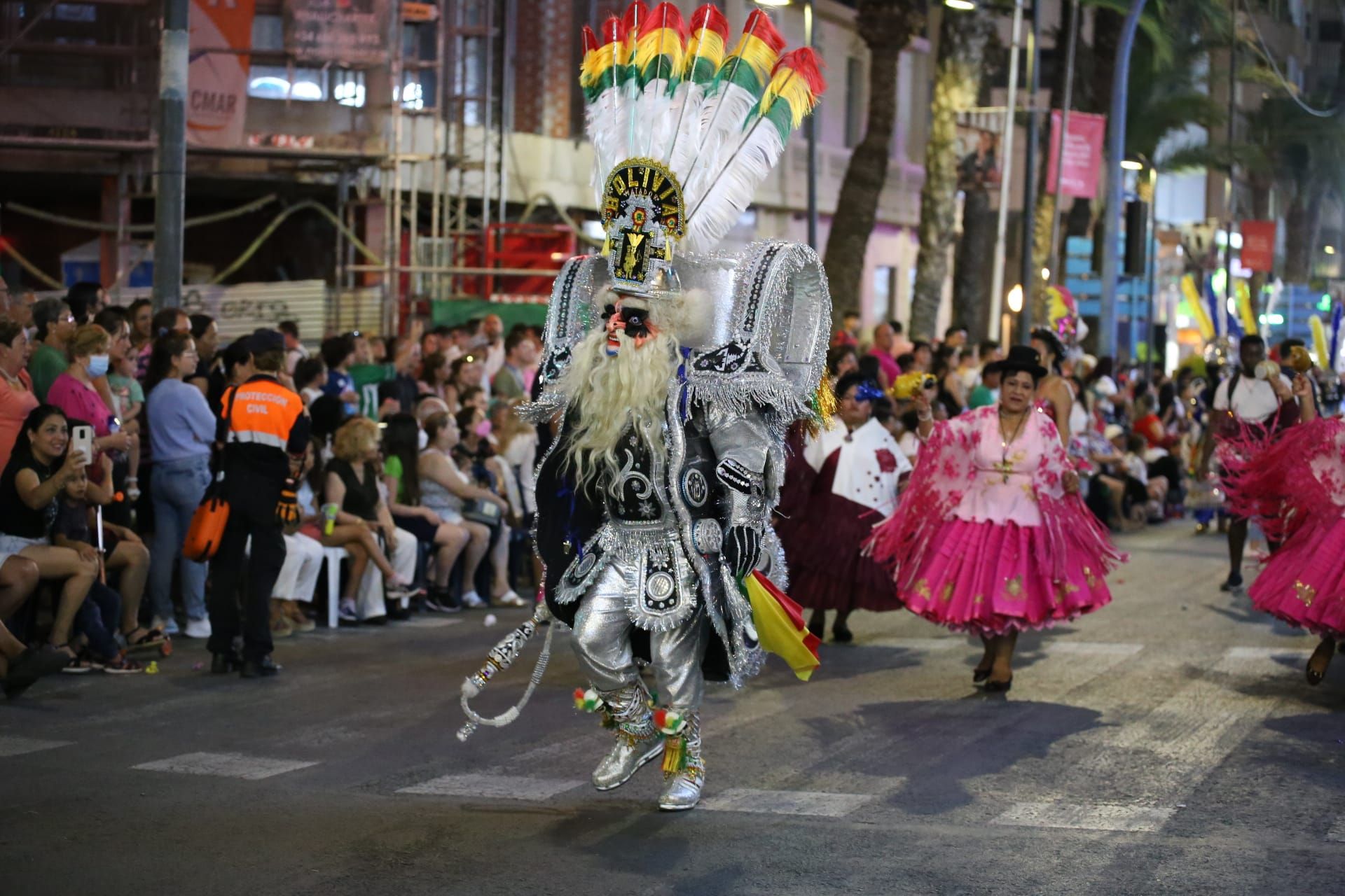 Desfile Folclórico Internacional de las Hogueras de Alicante 2022