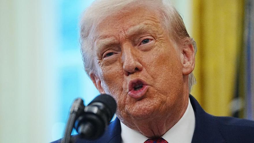 Trump ordena el "bloqueo total" de los petroleros que entran y salen de Venezuela
