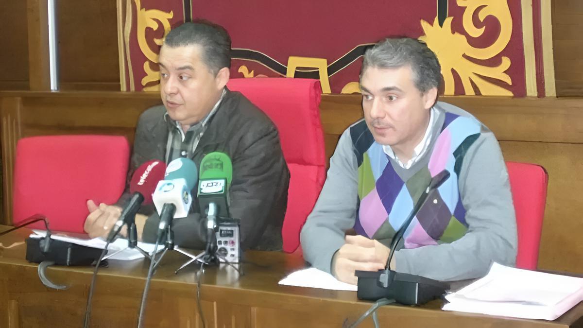 Javier Pérez y Manuel Illán en una imagen de archivo, cuando formaban parte del gobierno municipal