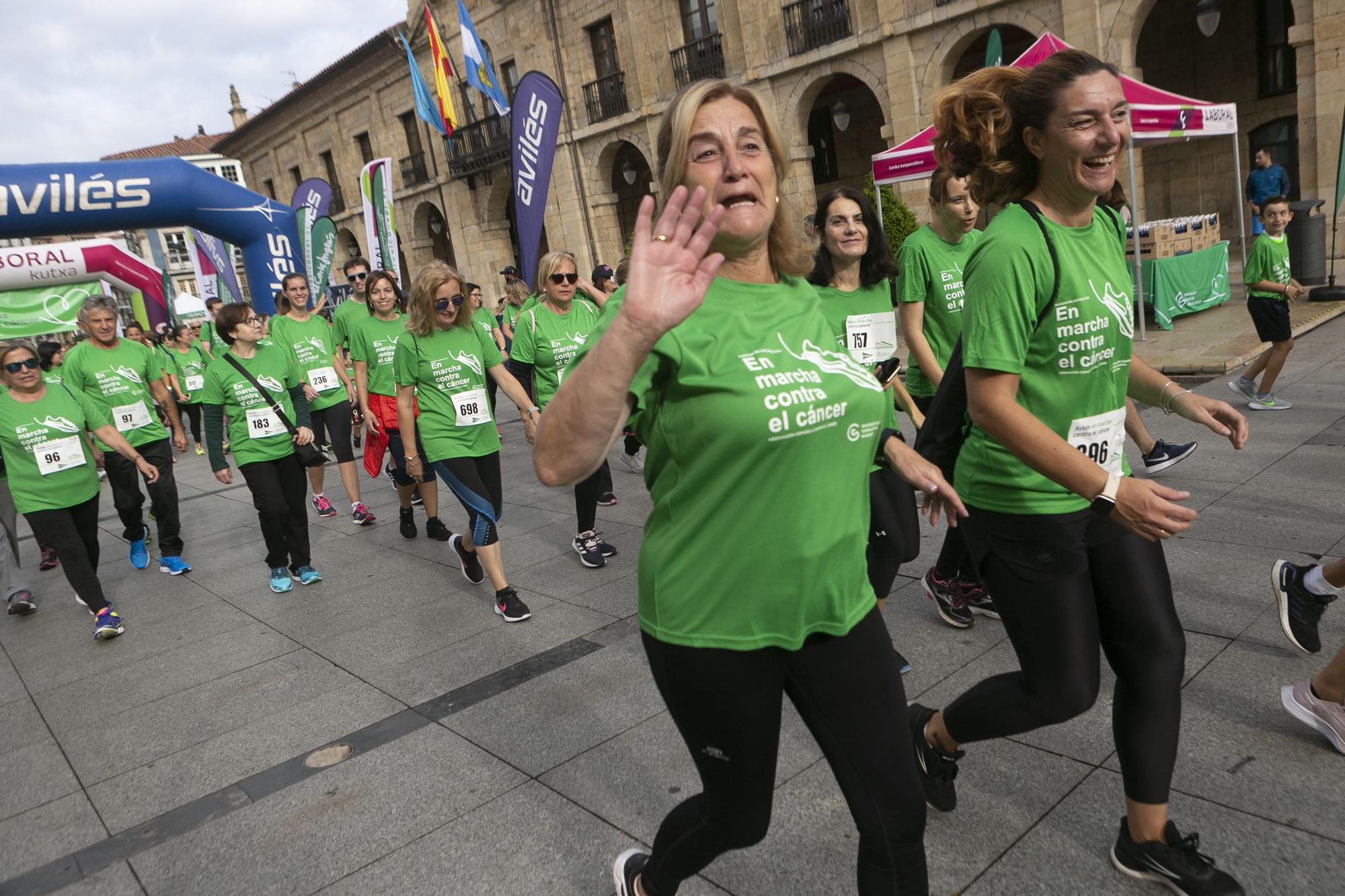 EN IMÁGENES: Asturias se echa a la calle para correr contra el cáncer