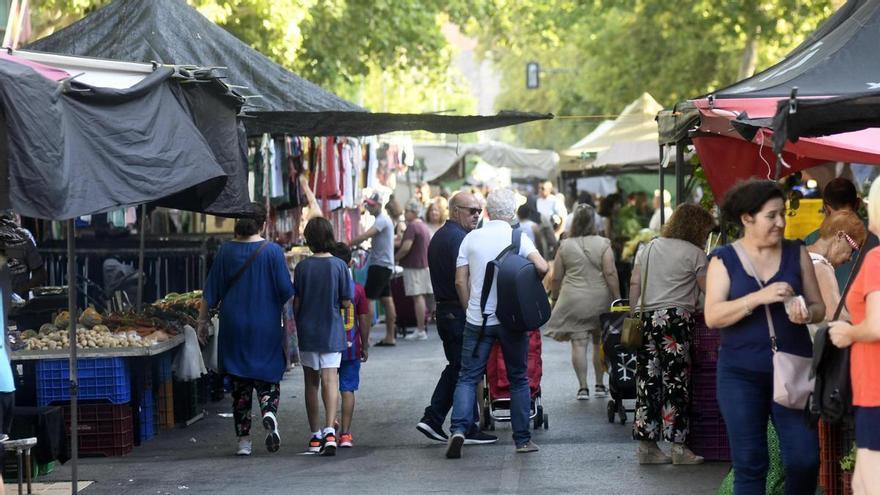 Siete mercados semanales se adelantan a este lunes con motivo de la festividad de la Romería de la Fuensanta