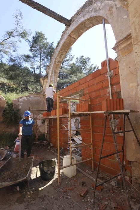 Obras de consolidación de los restos de la ermita de Sant Antoni de Xàtiva