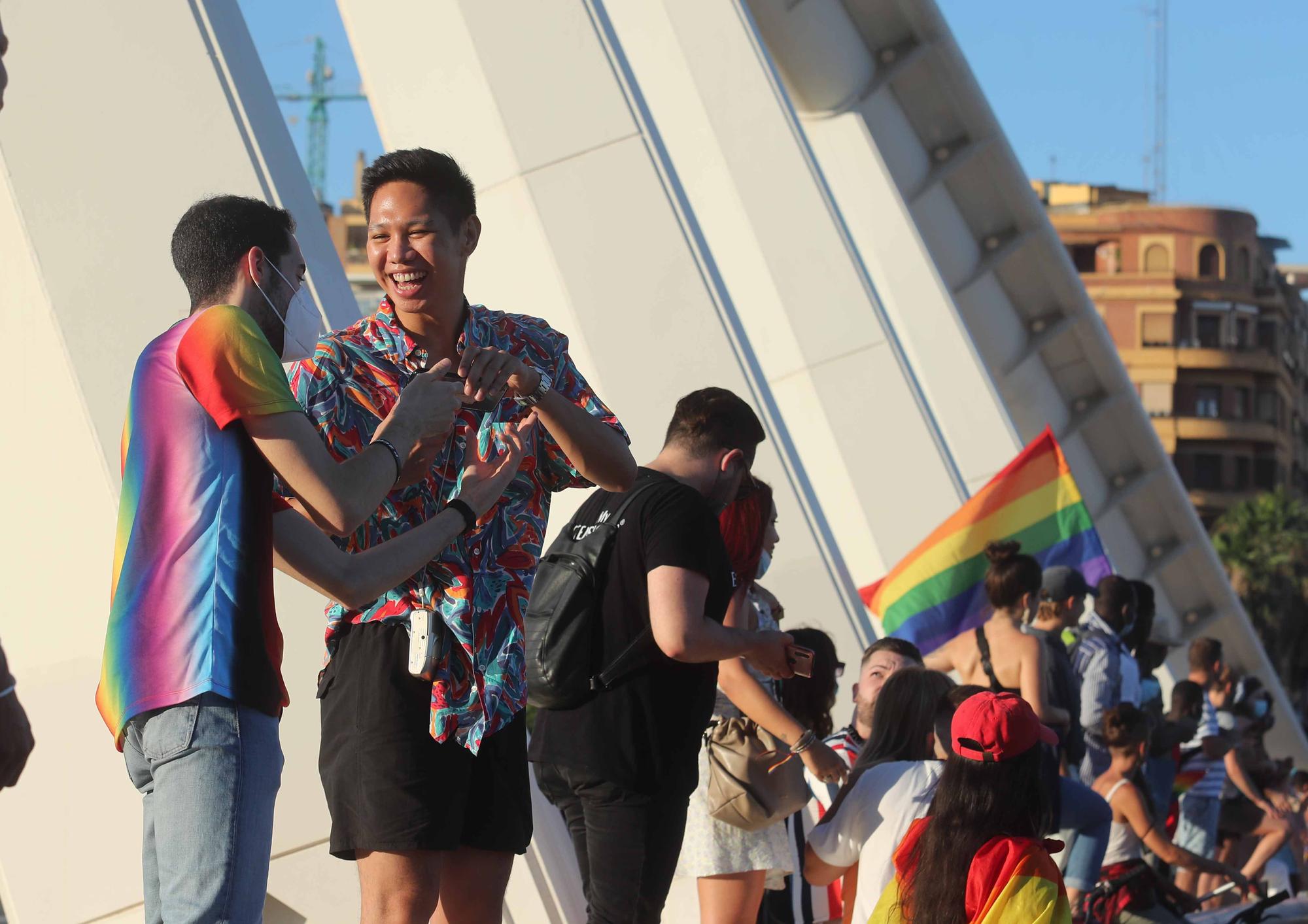 El dia del Orgullo LGTBI+ en València, fue una fiesta
