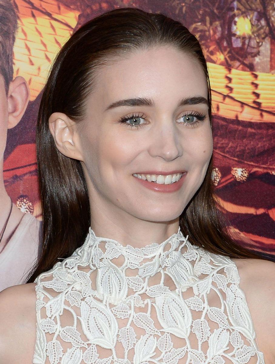 La belleza de Rooney Mara con transparencias