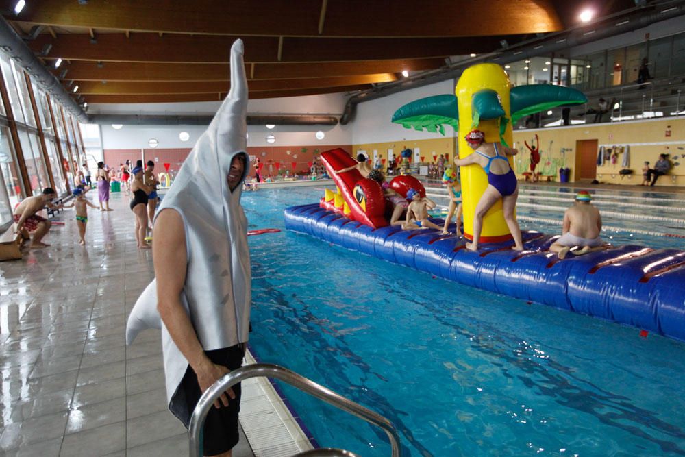 Carnaval en la piscina de es Viver