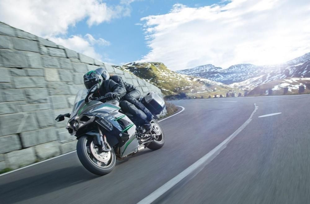 Nueva Kawasaki Ninja H2 SX SE+ 2019