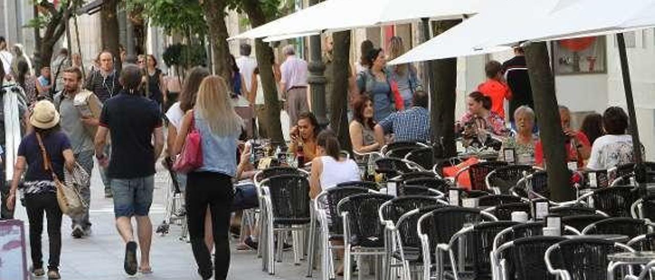 El número de terrazas se incrementó en la ciudad. // Iñaki Osorio