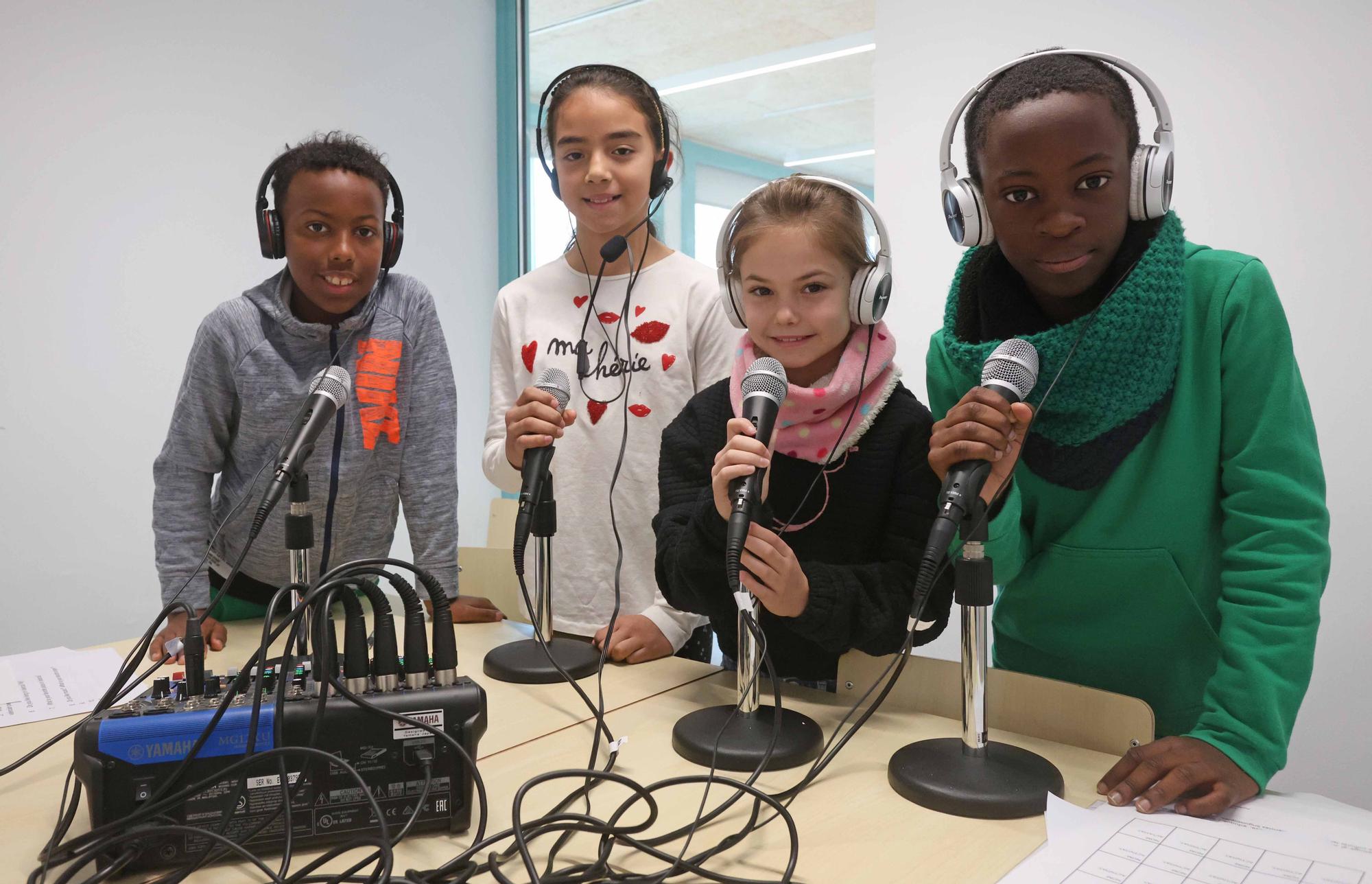 Ràdio escolar per a aprendre valencià