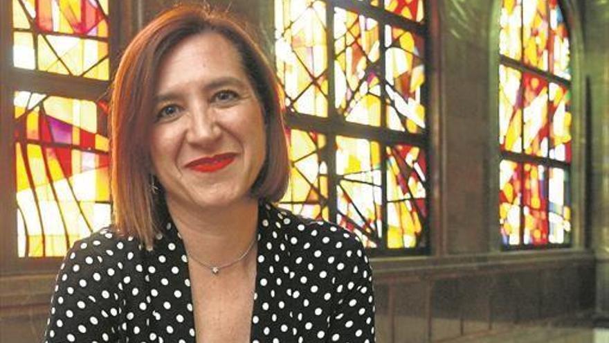 Sara Fernández: «La reforma de La Romareda no es urgente y es difícil que sea prioritaria»