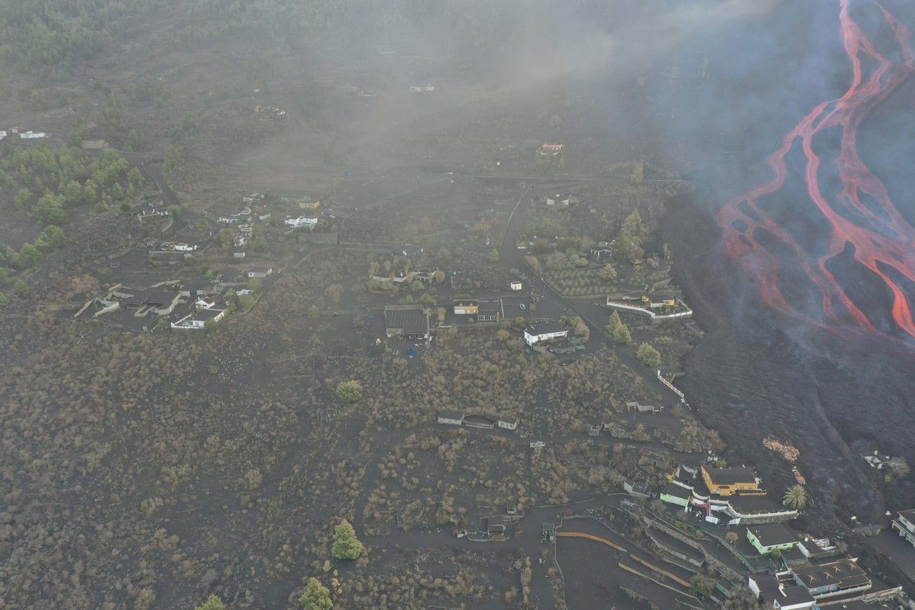 El avance de la lava del volcán de La Palma, a vista de pájaro en el décimo día de erupción