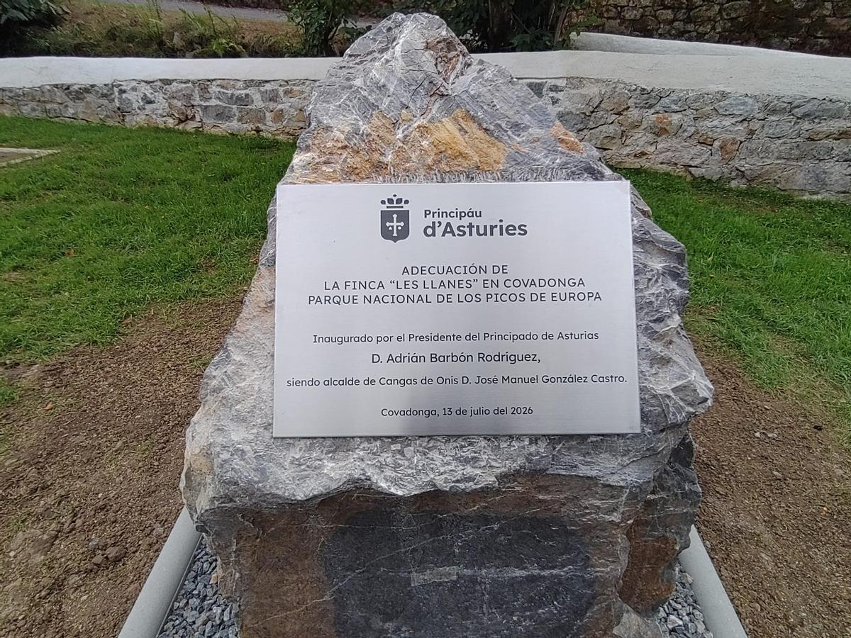 El nuevo aparcamiento en la finca Les Llanes El nuevo aparcamiento en la finca Les Llanes