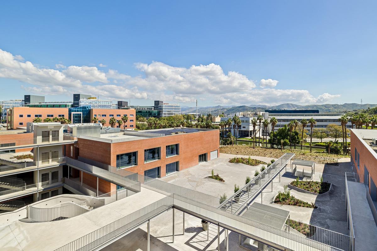 La inauguración del edificio de Kadans en el Parque Tecnológico de Andalucía (PTA) de Málaga.