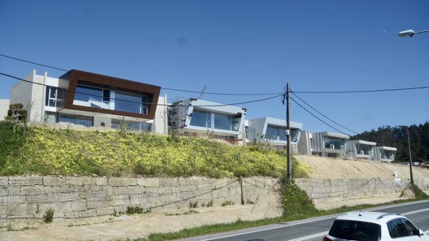 Chalés en construcción en Pontevedra. 