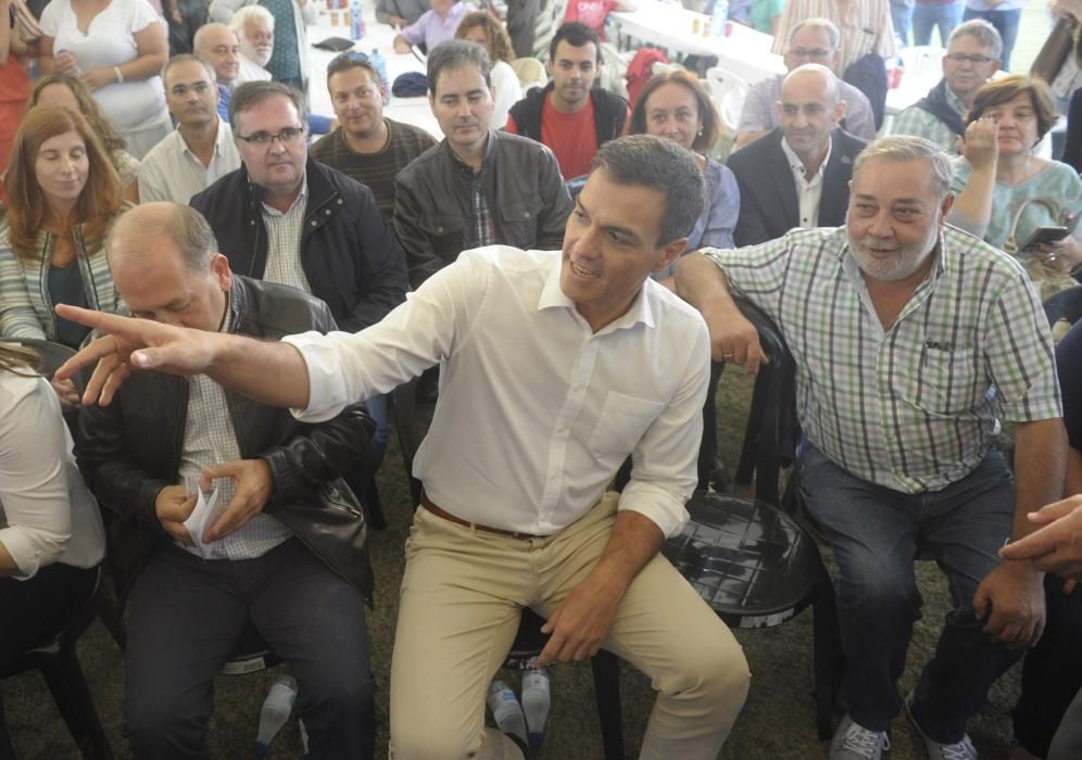 Pedro Sánchez y Leiceaga en Cerceda