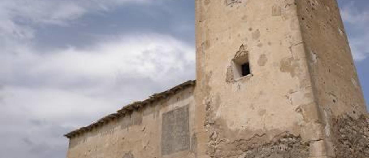 La Torre Ansaldo es el único BIC municipal que dispone Sant Joan y precisa de una rehabilitación urgente.