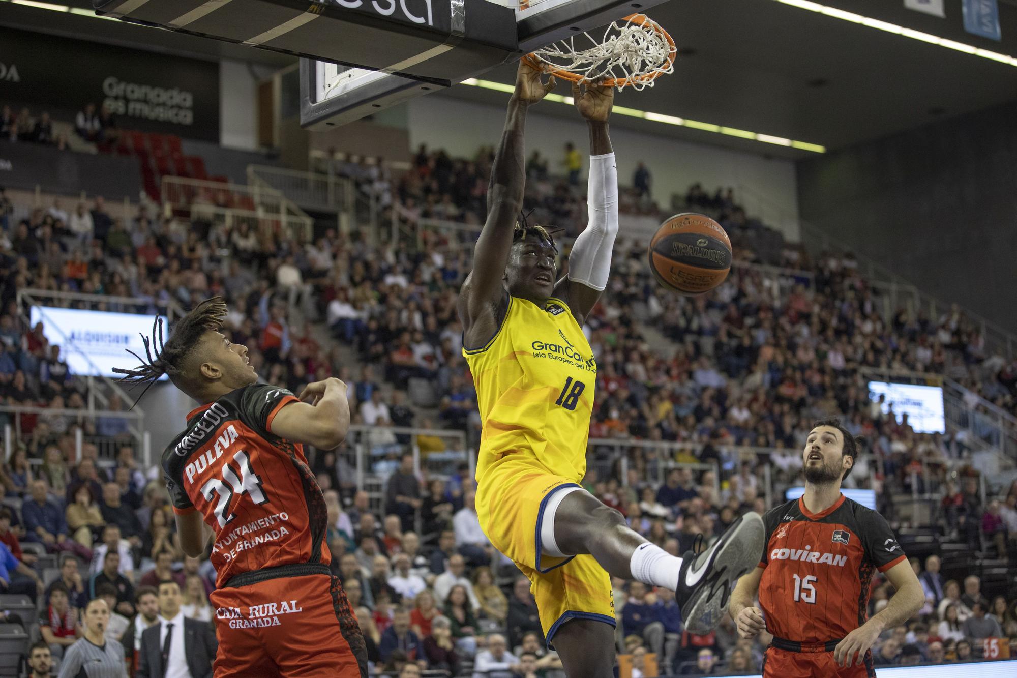 Partido Granada-CB Gran Canaria