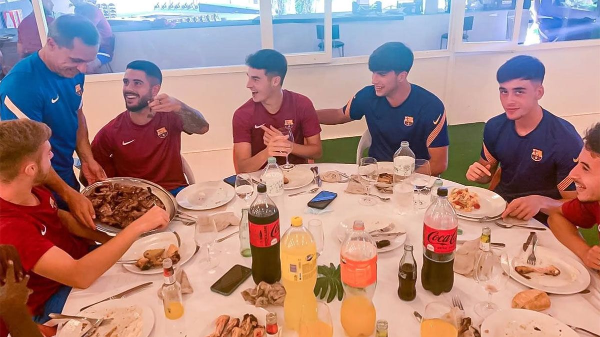 Barbacoa de unión en el Barça B