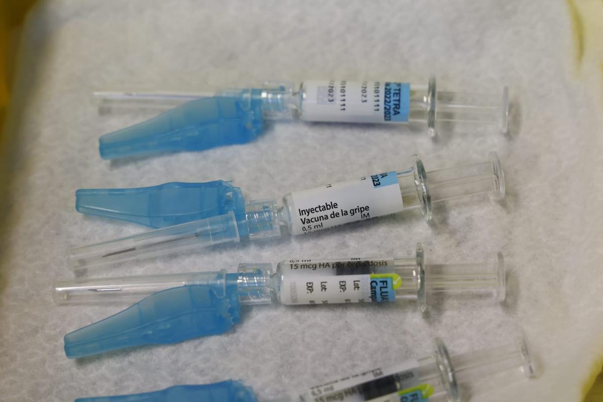 Vacunación de la gripe y del covid en València Vacunación de la gripe y del covid en València