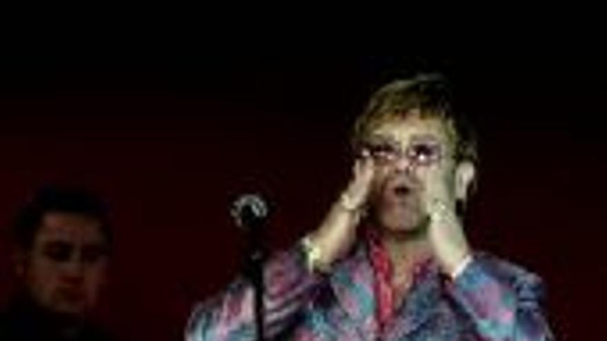 Elton John encabeza una oleada de recopilaciones