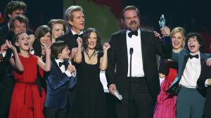 The cast of Stranger Things accepts their award for Ensemble in a Drama Series during the 23rd Screen Actors Guild Awards in Los Angeles, California, U.S., January 29, 2017.  REUTERS/Mike Blake