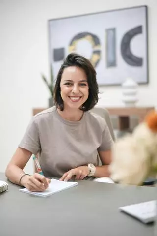 La ginecóloga Leticia Maya desmonta la maternidad perfecta: "Esto tenía que ser contado"