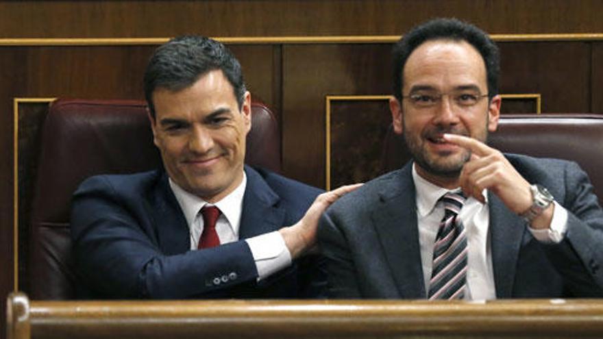 El PSOE se reunirá con el PP por primera vez.