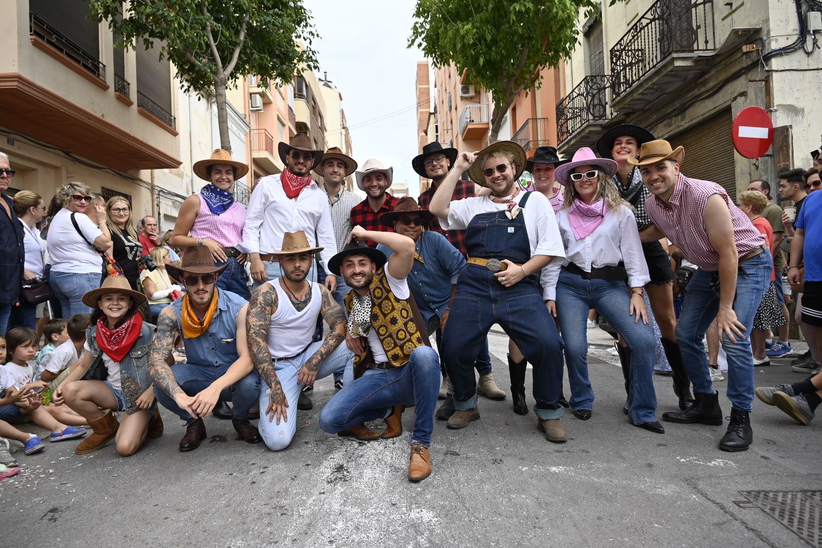 Imaginación y humor al poder en el desfile de las collas del Grau