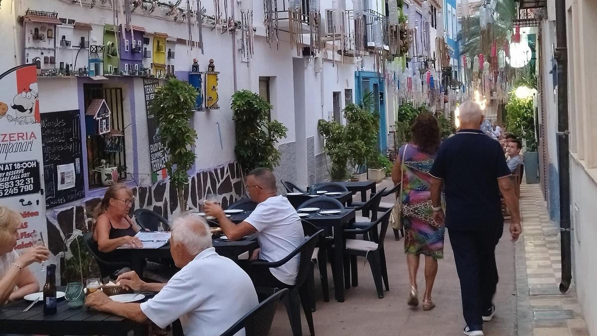 Una de las calles del casco antiguo de Calp