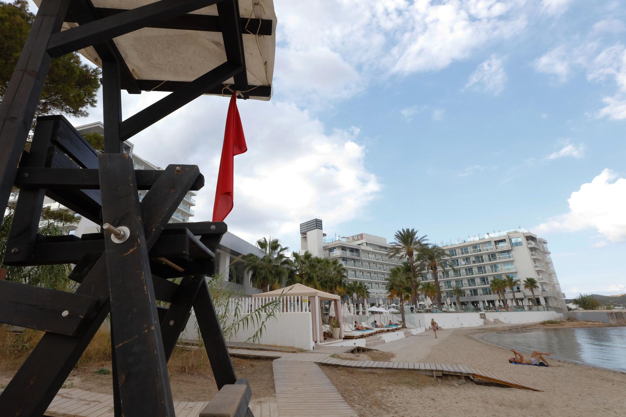 Nuevo vertido de fecales en la playa de Punta Xinxó de Ibiza