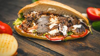 Choose your fighter: Paquito o Pepito, los dos bocadillos de moda