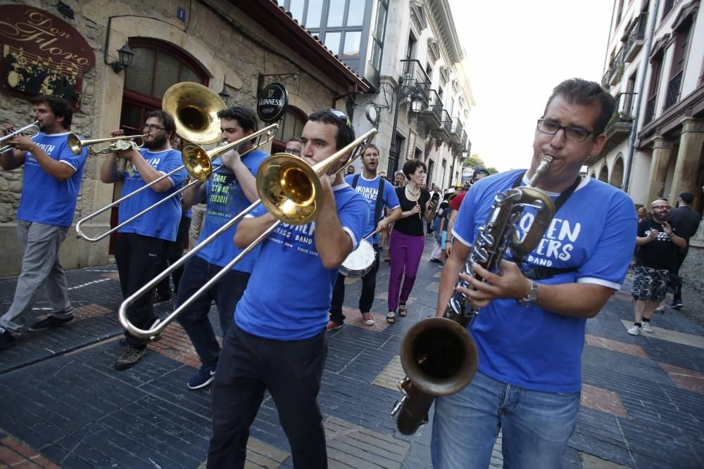 Desfile del II Festival "La Grapa"