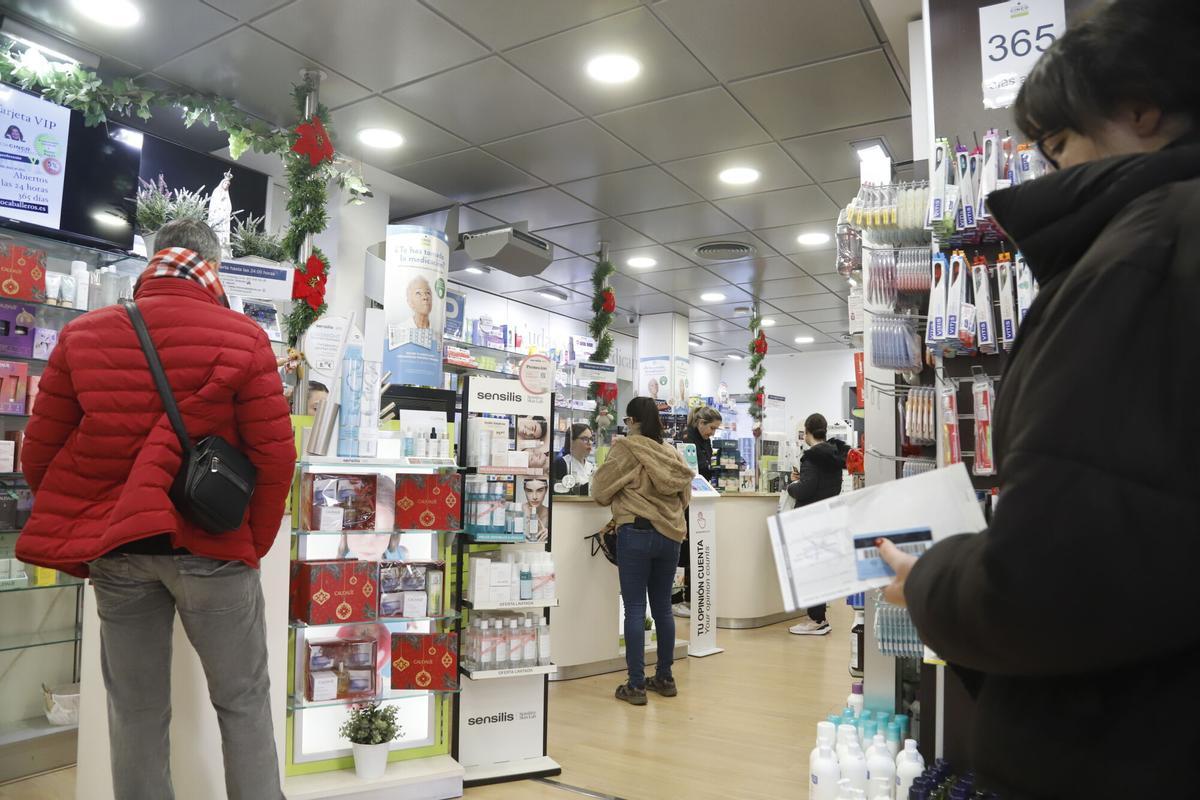 Una farmacia de Córdoba, en una imagen de archivo.