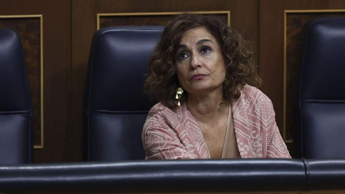 La vicepresidenta primera del Gobierno, María Jesús Montero, en el Congreso de los Diputados