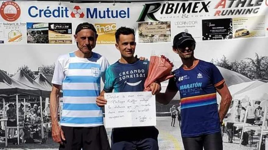 Iván Penalba gana las 6 Horas de París en su camino hacia la Badwater