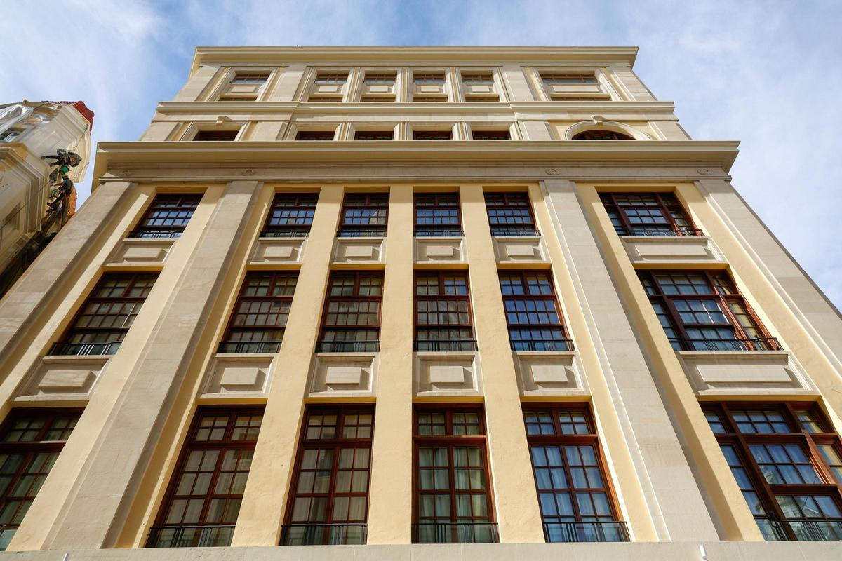 Grand Hotel Centenari (Plaza del Ayuntamiento, 25)