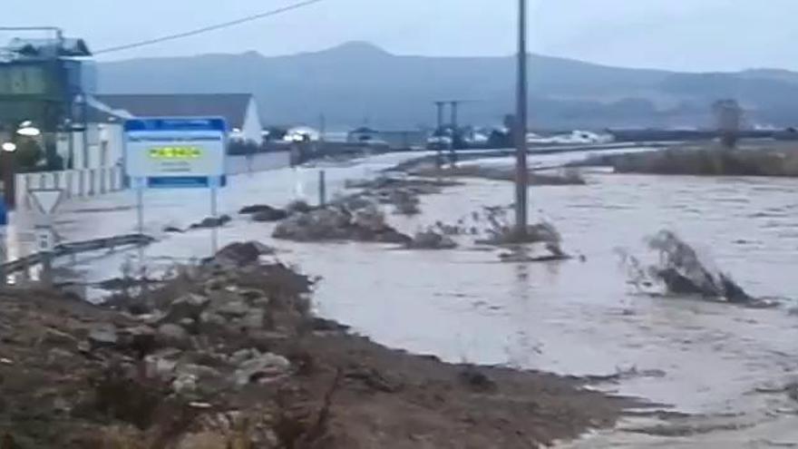 Crecida en el Río de la Venta, en Teba