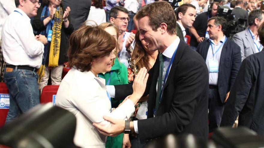 Soraya Sáenz de Santamaría y Pablo Casado, cadidatos a liderar el PP, en una imagen de archivo