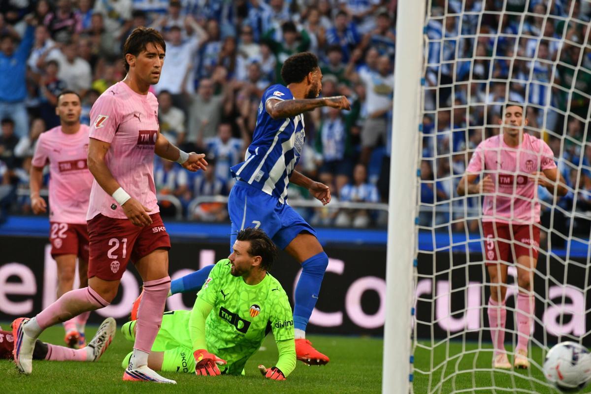 Ocho años después, el deportivismo disfruta de una victoria en Primera División (3-1) Ocho años después, el deportivismo disfruta de una victoria en Primera División (3-1)