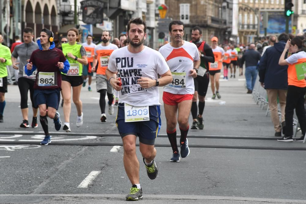 Búscate en la carrera de la Coruña21