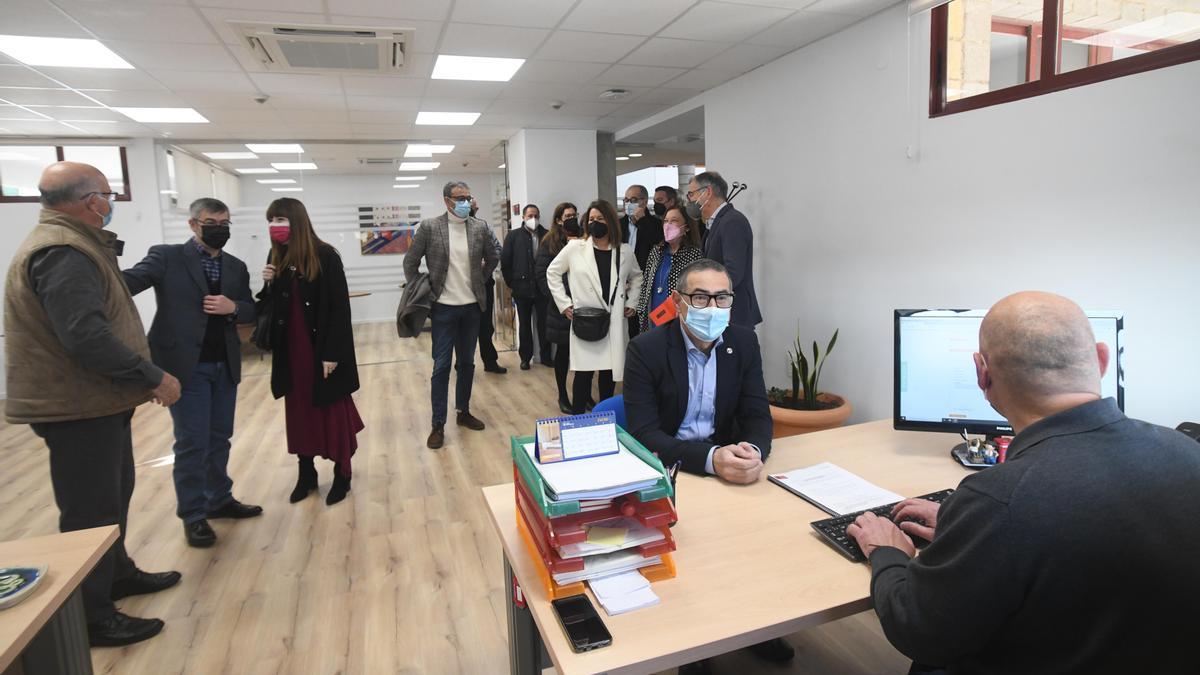 José Luján, durante la inscripción de su candidatura, este lunes en el campus de Espinardo