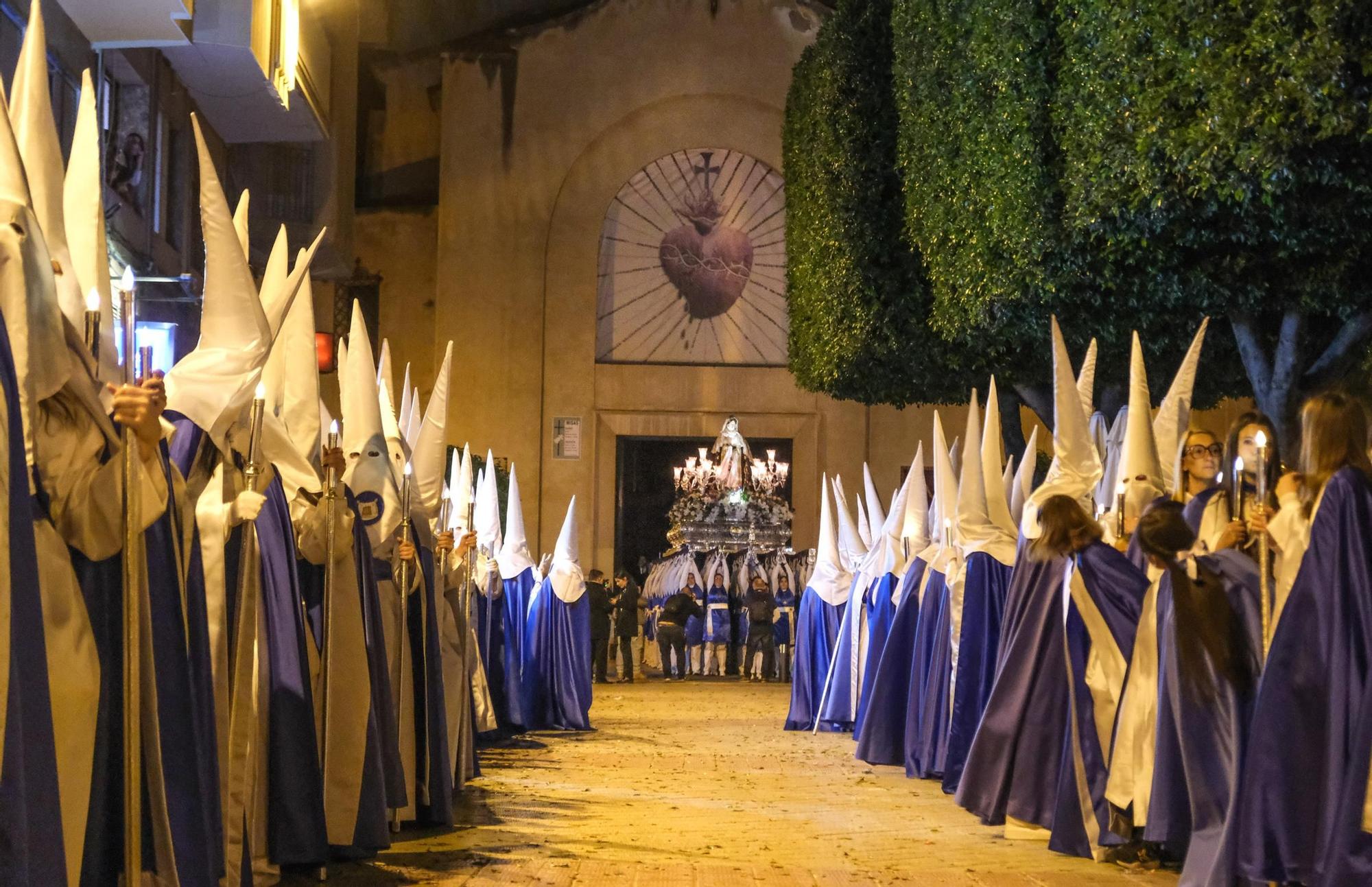 Las mejores imágenes del Martes Santo en Elche