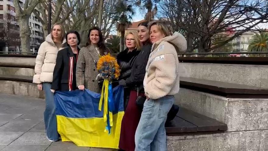 Los ucranianos en Gijón, ante el cuarto aniversario de la invasión rusa preparan una gran perfomance en el Muro