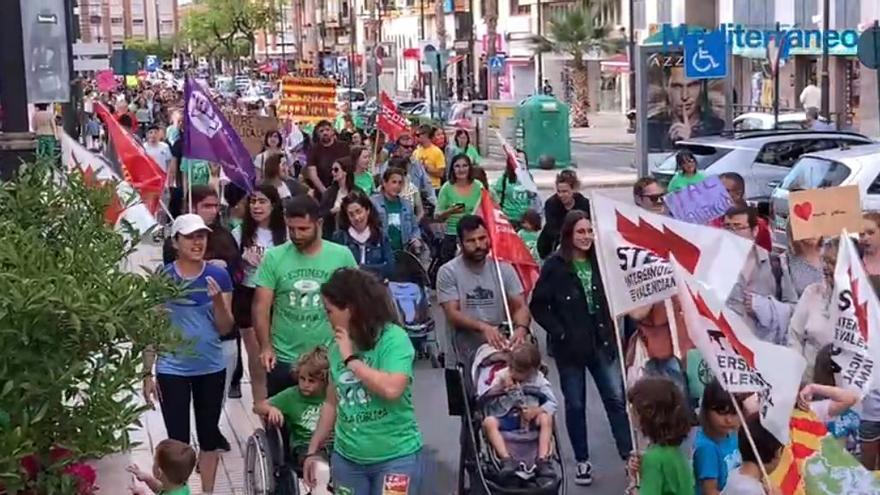 La primera huelga general educativa de la legislatura concluye con una gran manifestación en Castellón