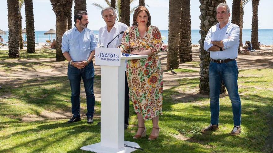 Del Cid aprovecha la visita de Bendodo para prometer la reforma integral del paseo marítimo de Torremolinos