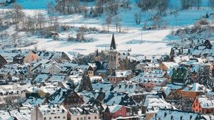 La llaman la Suiza catalana: así es el pueblo rodeado de nieve, perfecto para visitar en invierno